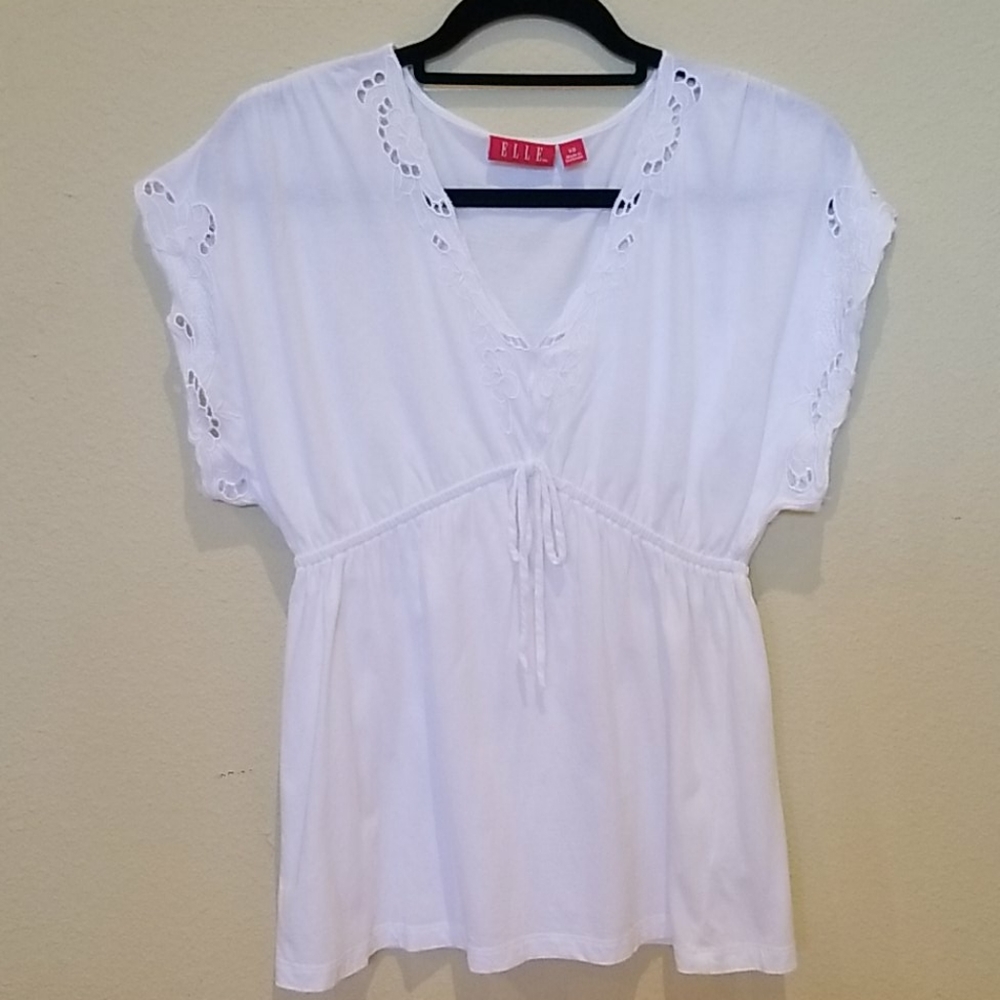 ELLE White Floral Short Sleeve V-Neck Top